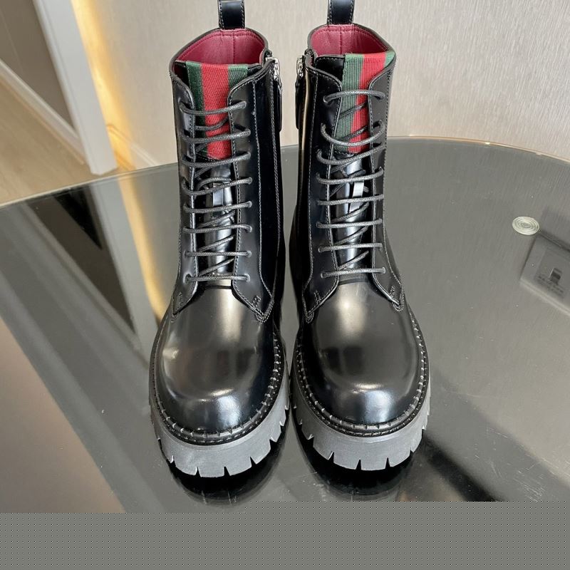 G*u*i boots
